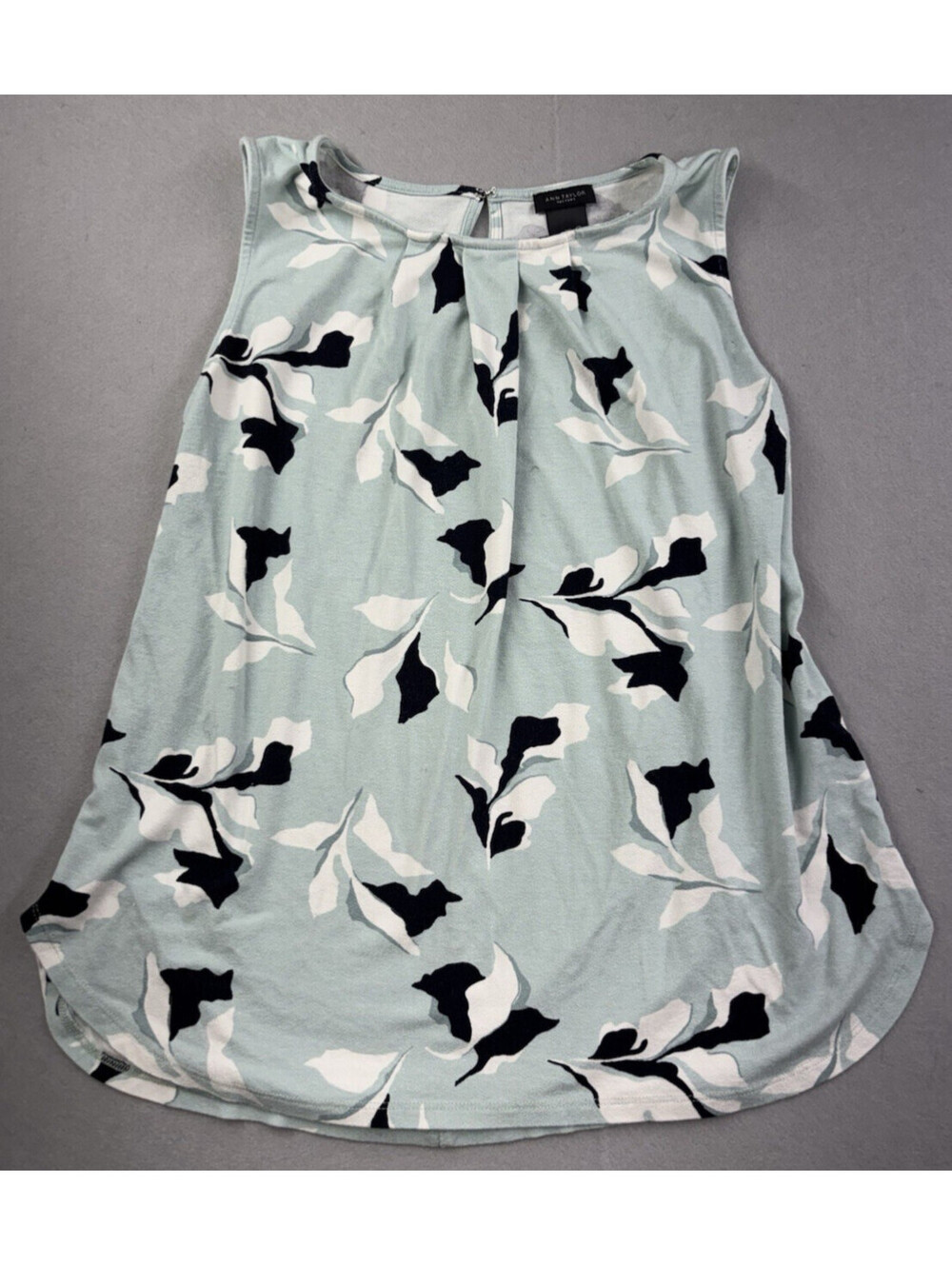 Ann Taylor Women's Sleeveless Floral Print Blouse - Size XS‎